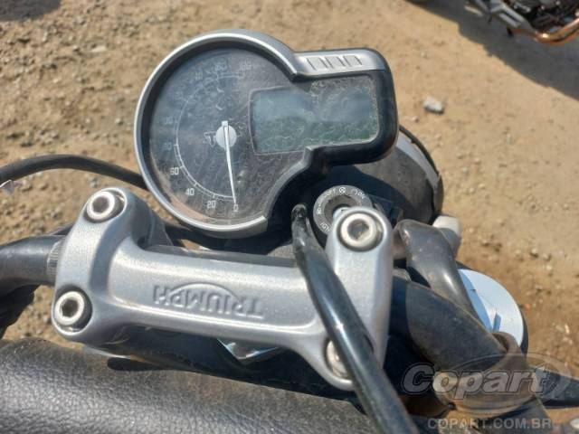 2024 TRIUMPH SCRAMBLER 