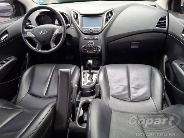 2015 HYUNDAI HB20S 