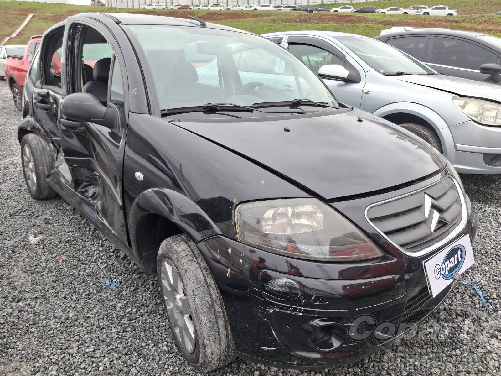 Veículo Citroën C3 Citroën C3 GLX 1.4 2012 Colisão Lateral 2012 em leilão