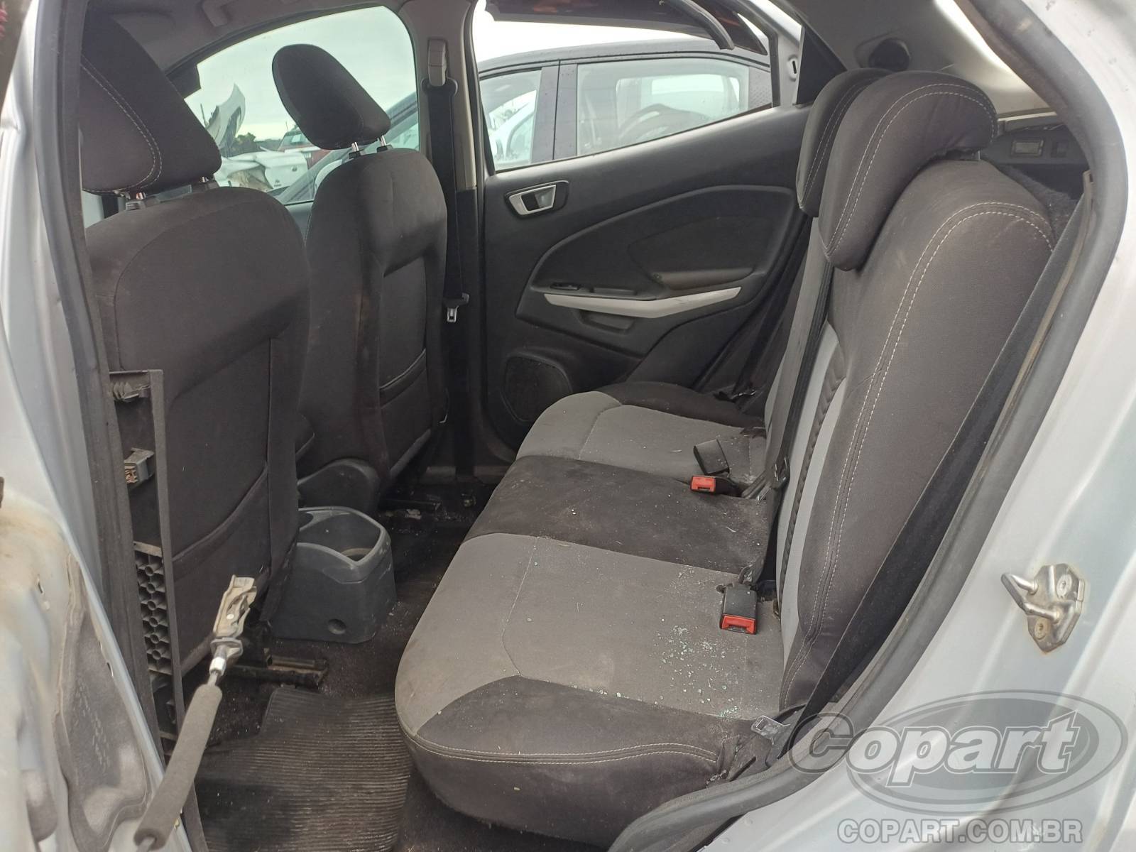 Foto 6 de 12: 2014 FORD ECOSPORT