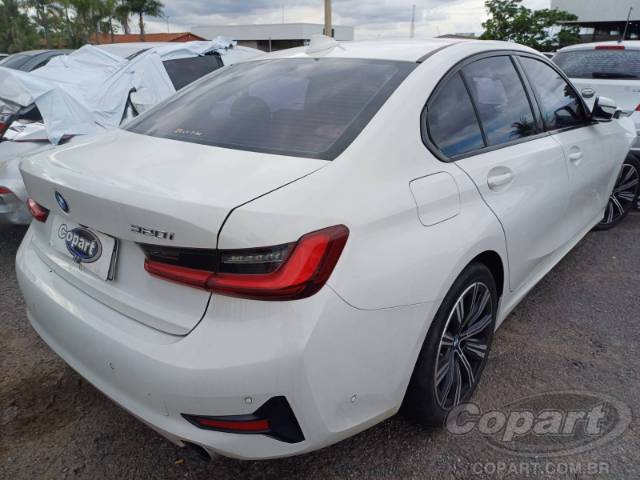 2022 BMW SERIE 3 