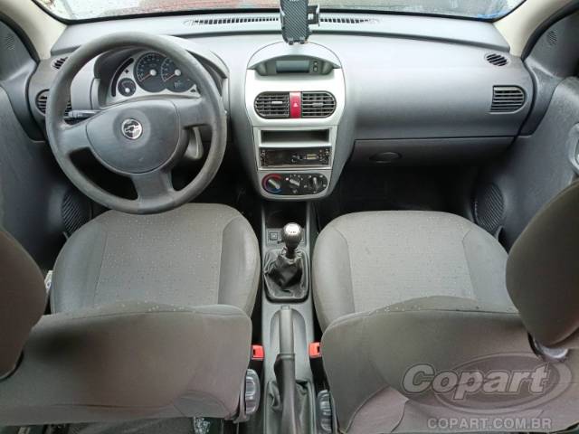 2010 CHEVROLET CORSA SEDAN 
