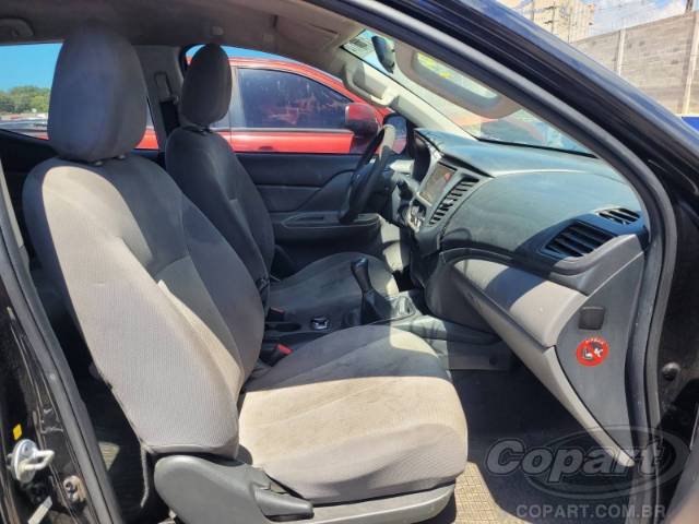 2022 MITSUBISHI L200 TRITON 