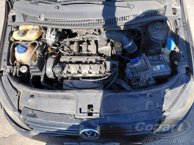2011 VOLKSWAGEN FOX 