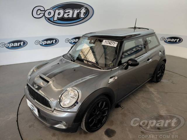 2010 MINI COOPER 