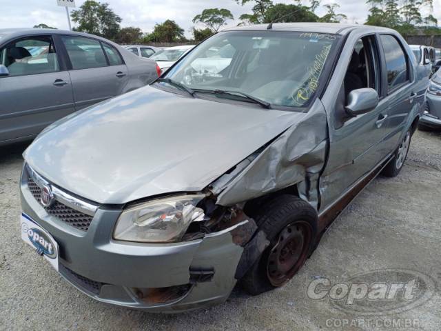 2013 FIAT SIENA 