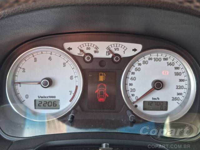 2011 VOLKSWAGEN GOLF 