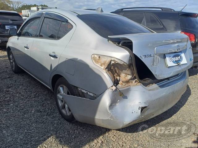 2014 NISSAN VERSA 