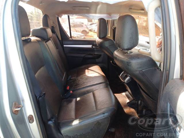 2021 TOYOTA HILUX CD 