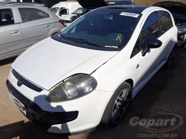 2013 FIAT PUNTO 