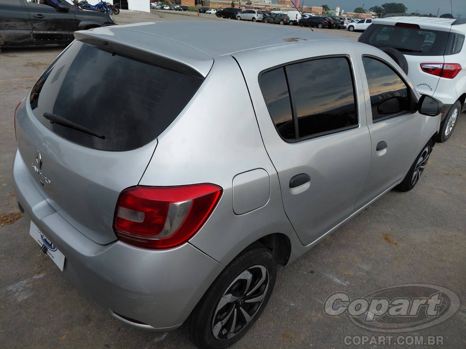 2016 RENAULT SANDERO — foto 4 de 11