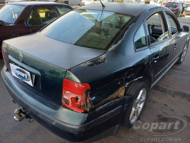 1999 VOLKSWAGEN PASSAT 