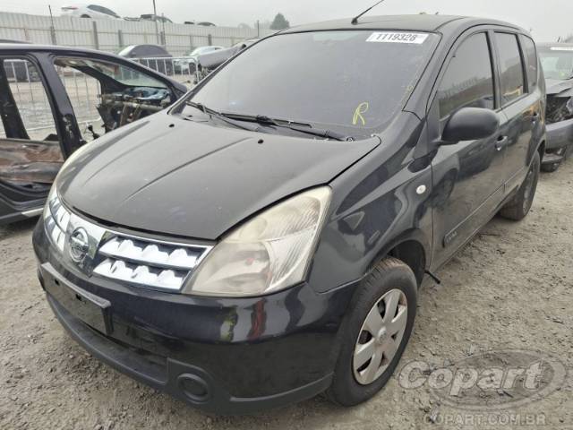2010 NISSAN LIVINA 
