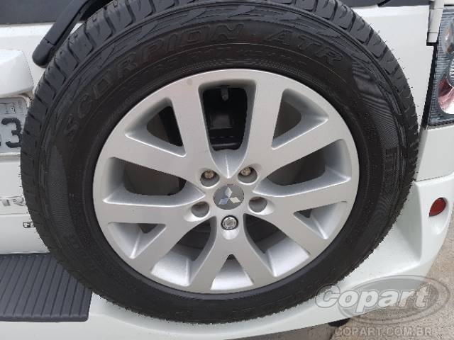 2012 MITSUBISHI PAJERO TR4 