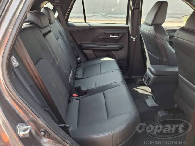 2026 TOYOTA Yaris Cross 