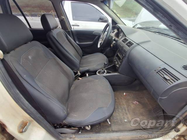 2003 VOLKSWAGEN PARATI 