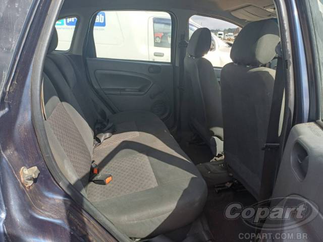 2005 FORD FIESTA 