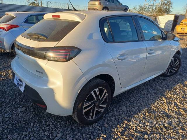 2025 PEUGEOT 208 