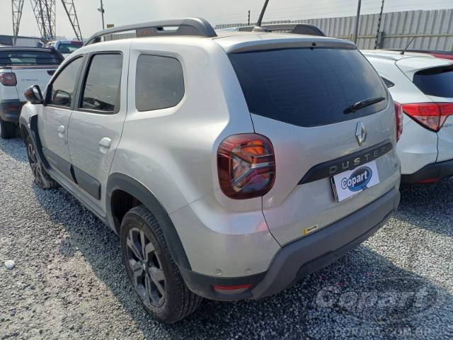 2025 RENAULT DUSTER 