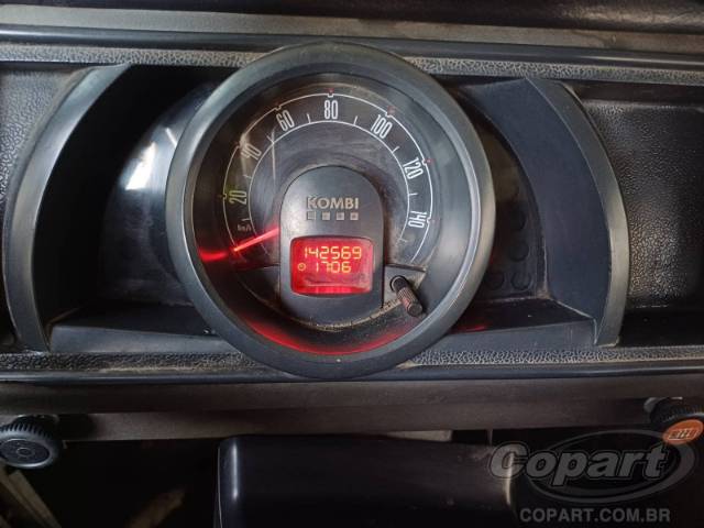 2013 VOLKSWAGEN KOMBI 