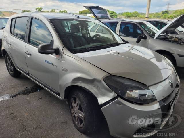 2014 RENAULT SANDERO 