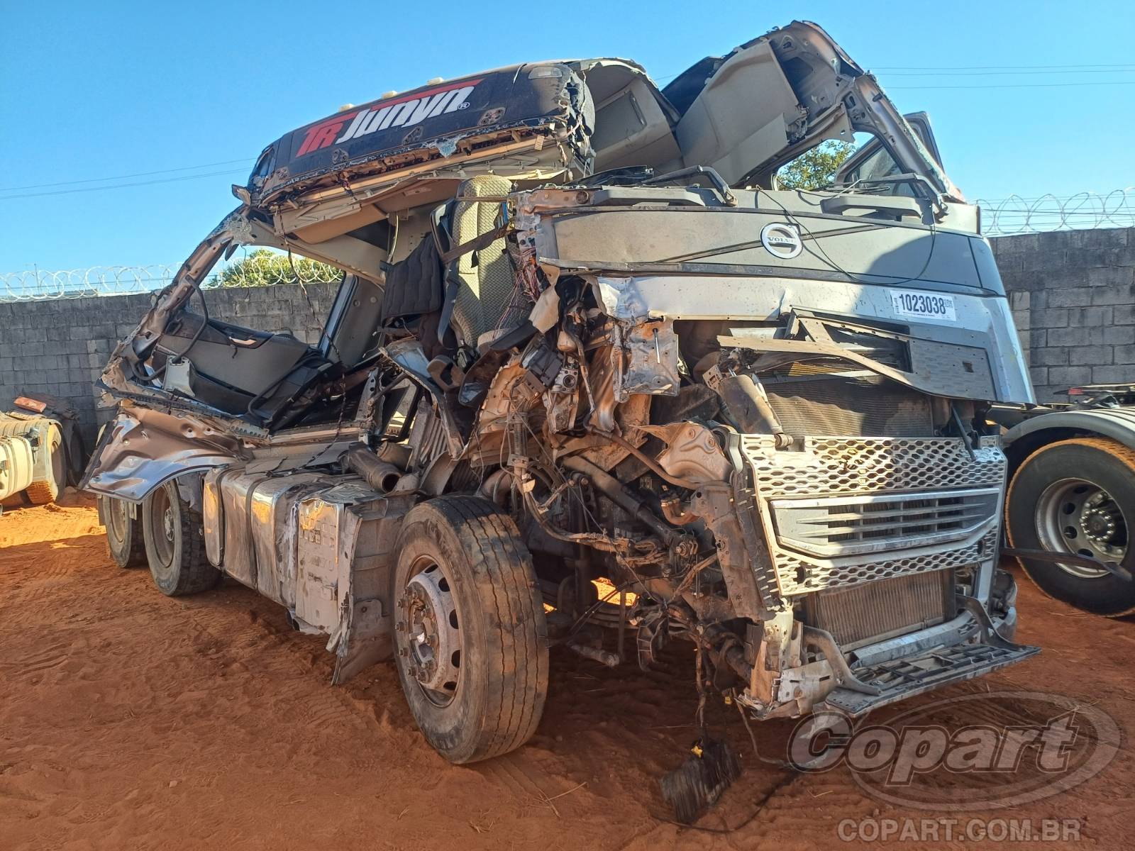Veículo VOLVO FH 2022 VOLVO FH 540 T 12.8 I6 Caminhão 2022 em leilão