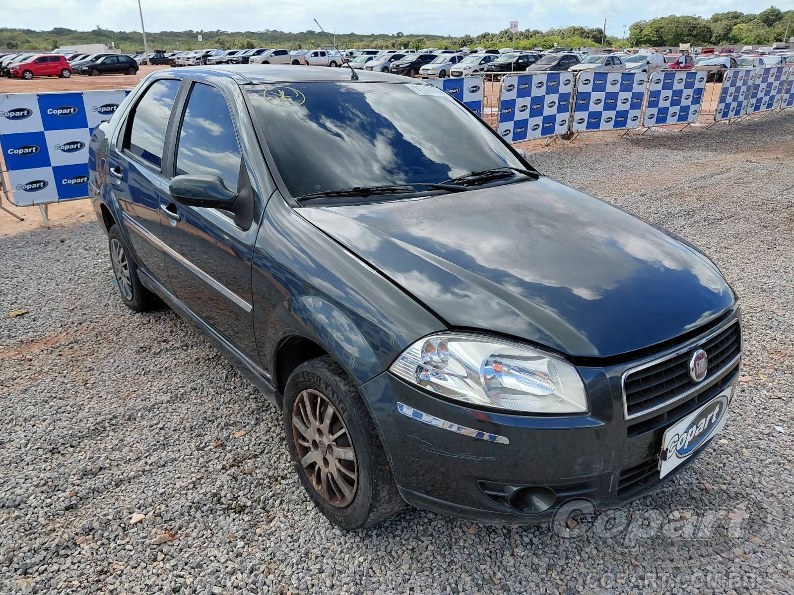 Veículo Fiat Siena Fiat Siena EL 1.0 2010 Colisão 2010 em leilão