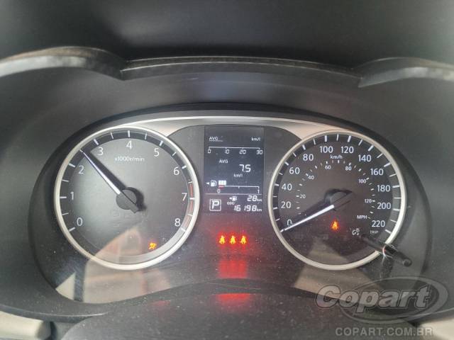 2021 NISSAN VERSA 