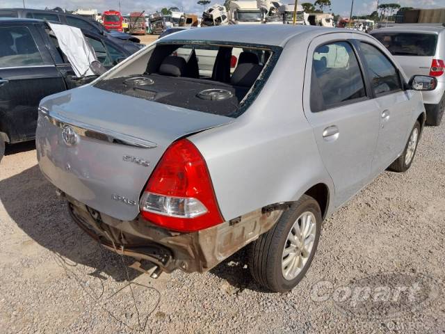 2013 TOYOTA ETIOS SEDA 