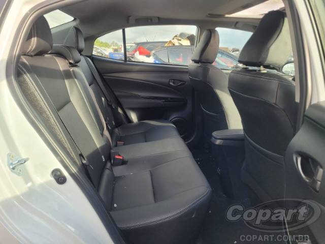 2023 TOYOTA YARIS SEDA 