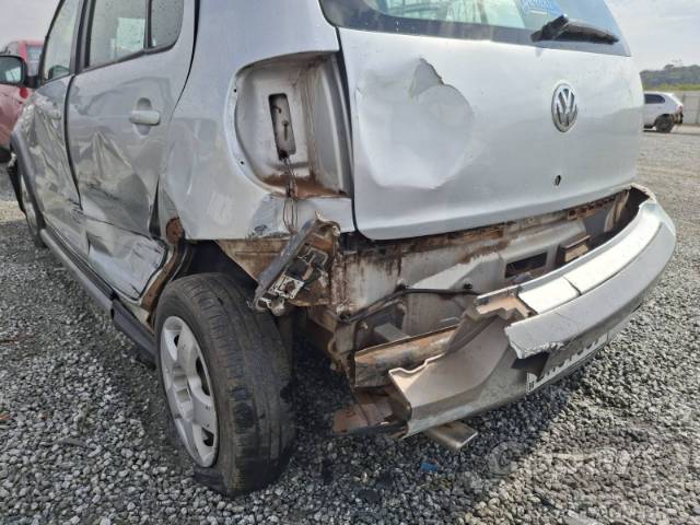 2005 VOLKSWAGEN FOX 