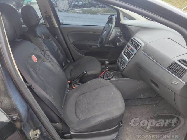 2011 FIAT PUNTO 