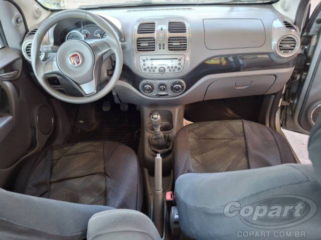 2015 FIAT GRAND SIENA 