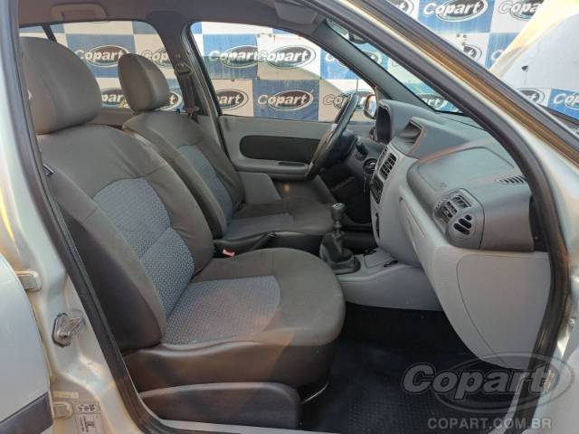2009 RENAULT CLIO SEDAN 