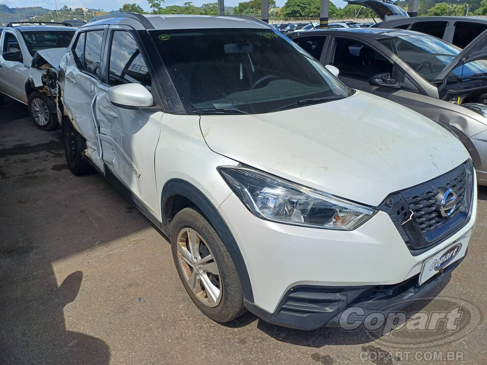 NISSAN KICKS 2020