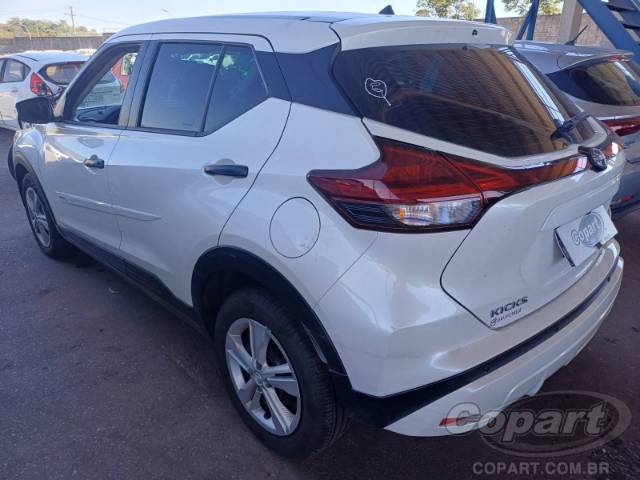 2024 NISSAN KICKS 