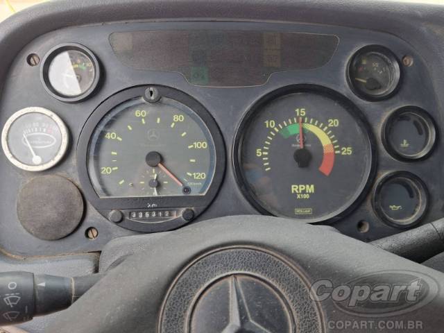 2001 MERCEDES BENZ LS-1938 