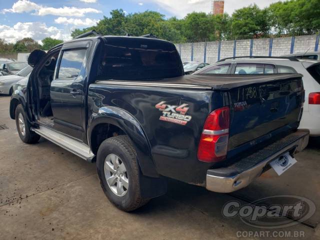 2015 TOYOTA HILUX CD 