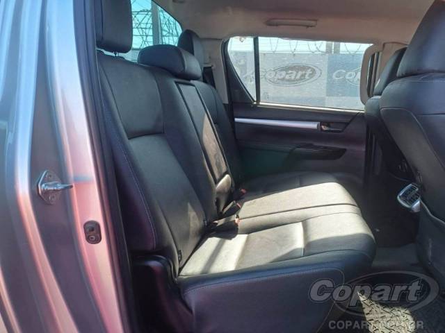 2024 TOYOTA HILUX CD 