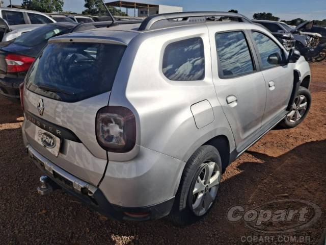 2024 RENAULT DUSTER 