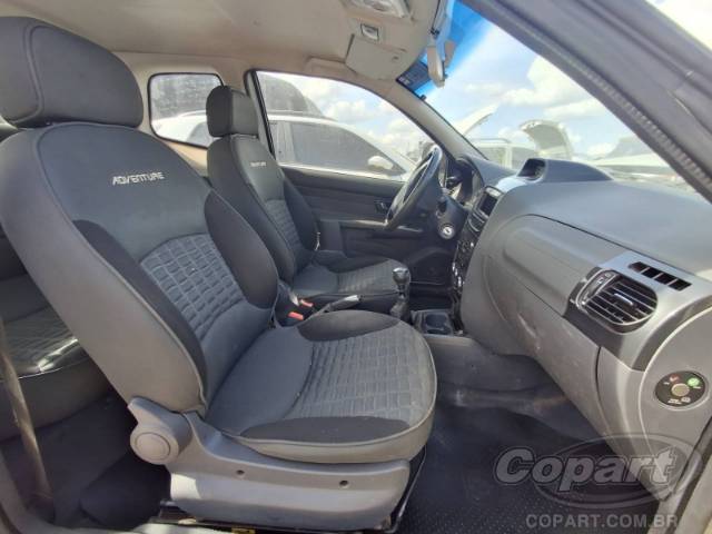 2013 FIAT STRADA 