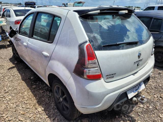 2014 RENAULT SANDERO 