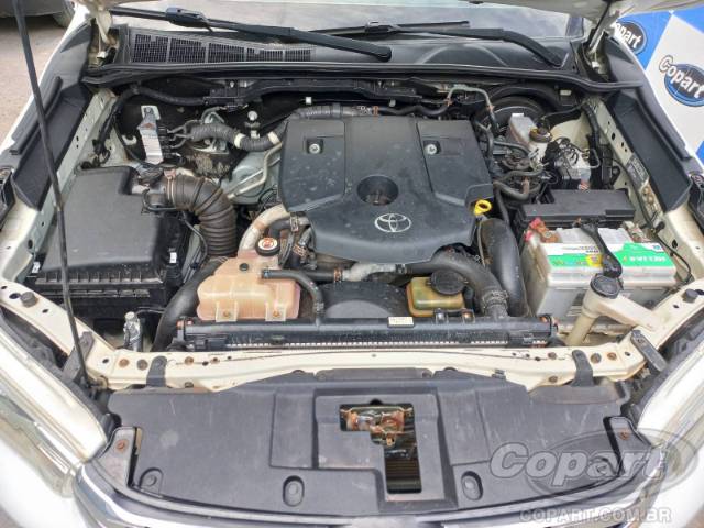 2017 TOYOTA HILUX CD 