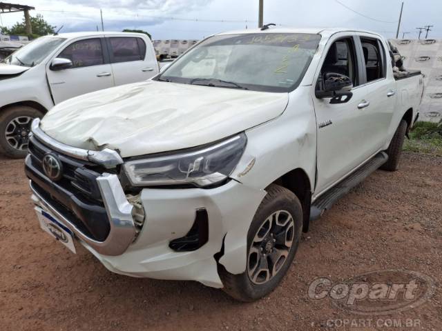 2022 TOYOTA HILUX CD 