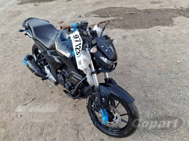 0 YAMAHA FZ15 