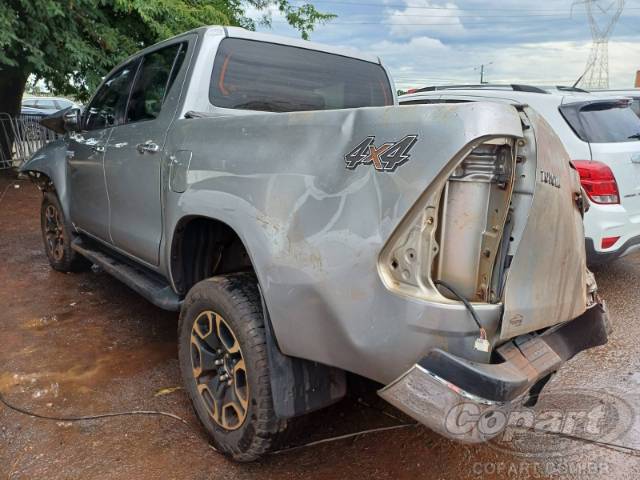 2021 TOYOTA HILUX CD 