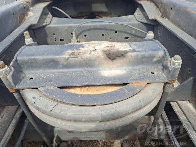 2000 VOLVO NH12 