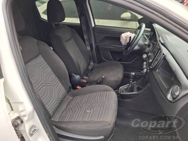 2023 FIAT STRADA CD 
