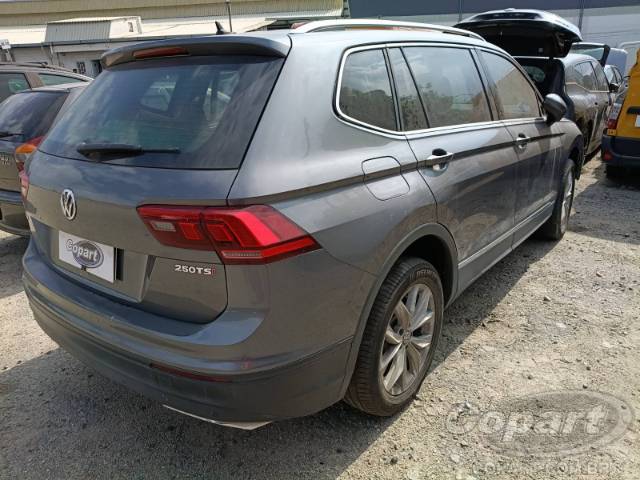 2020 VOLKSWAGEN TIGUAN 