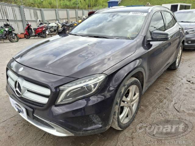 2015 MERCEDES BENZ GLA 
